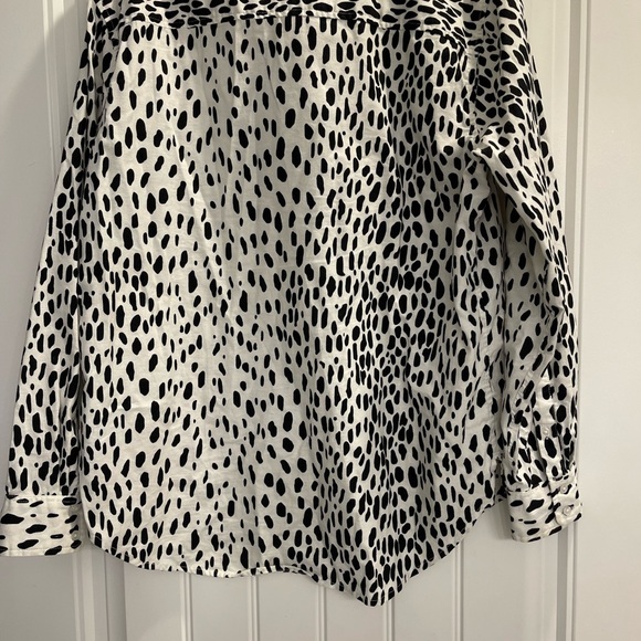crown & ivy | Scattered Dot Shirt cow animal print cotton button down - Picture 2 of 6